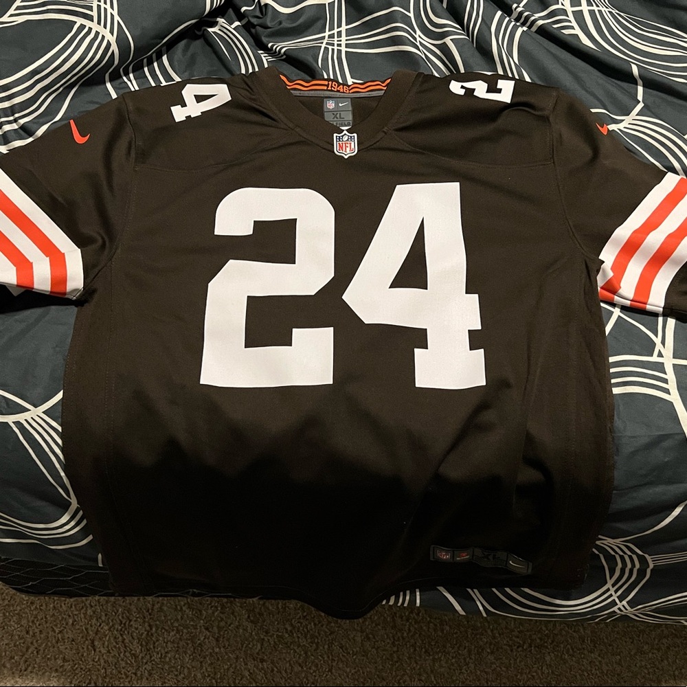 Cleveland Browns Nick Chubb jersey